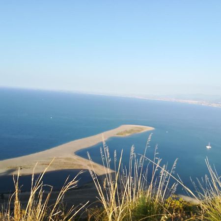 Bed and Breakfast Giardino Sul Mare Patti Exterior foto