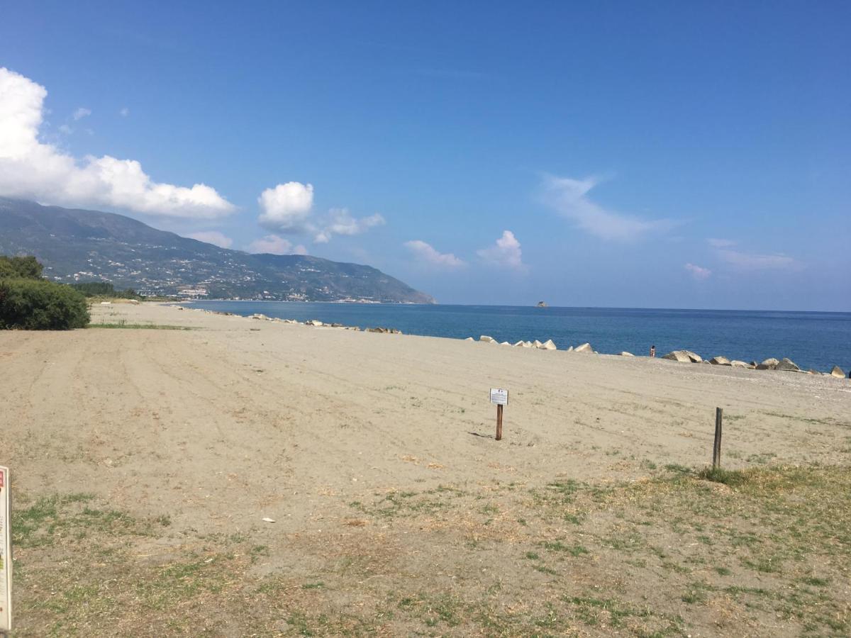 Bed and Breakfast Giardino Sul Mare Patti Exterior foto