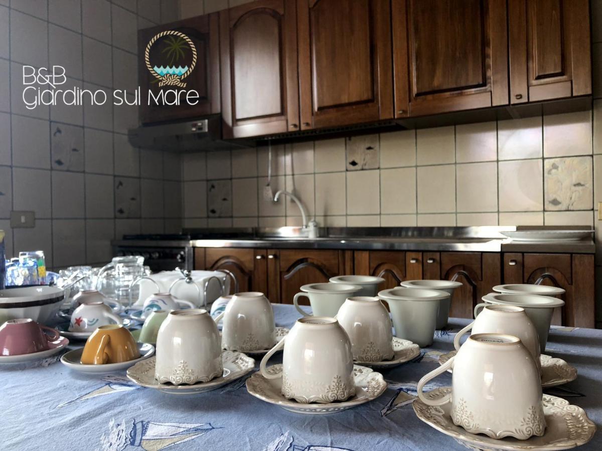 Bed and Breakfast Giardino Sul Mare Patti Exterior foto